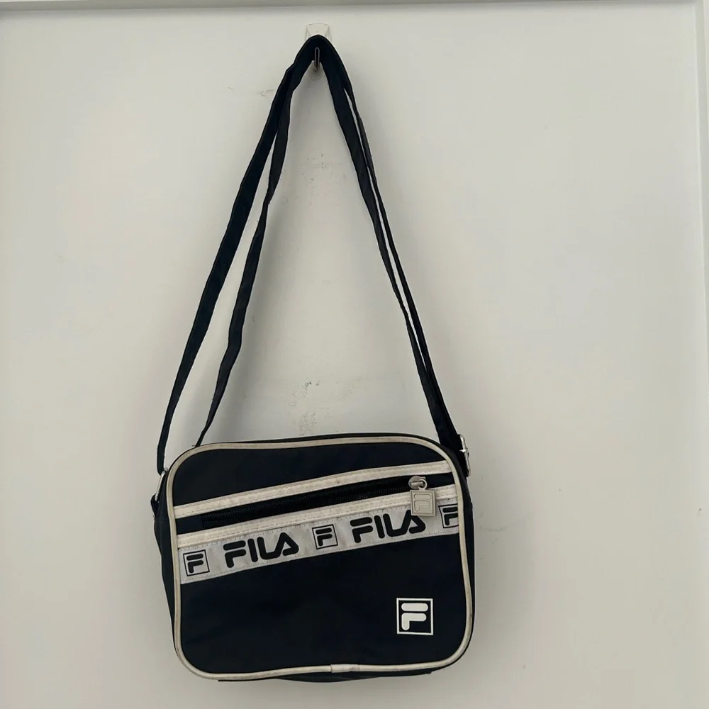 FILA Black Crossbody Shoulder Strap Bag Unisex Men's Women's